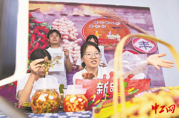 3082492_tpzz_1754404377741_b 3082492_tpzz_1754404377741_b