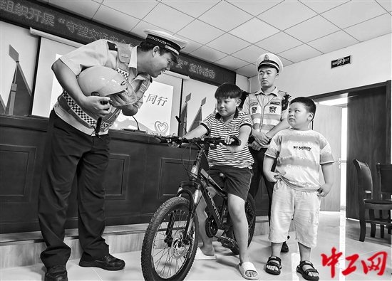 3094676_tpzz_1755070274173_b 3094676_tpzz_1755070274173_b